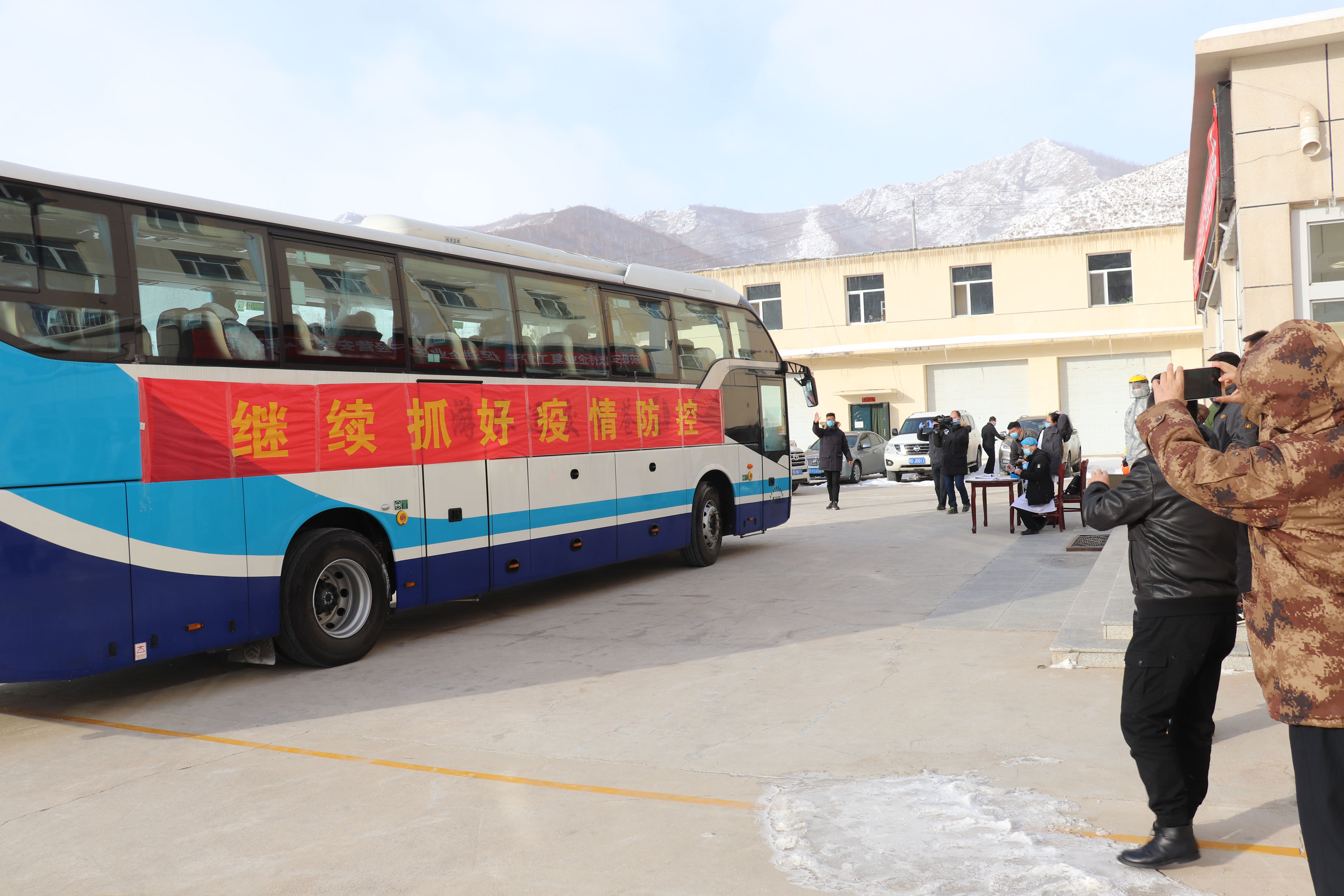 2400公里复工路，星空在线注册-星空(中国)官方
包车护航复工复产